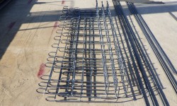 丈夫な為、重ねて置いても問題なし